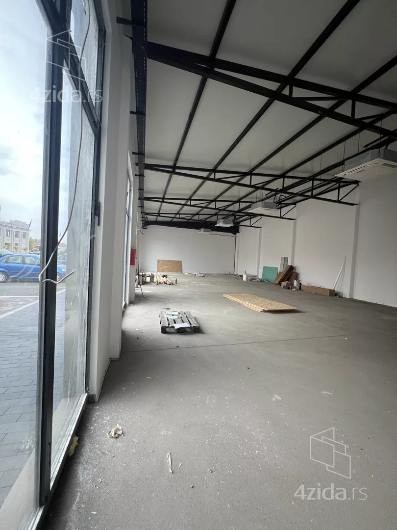 Poslovni prostor | 4zida