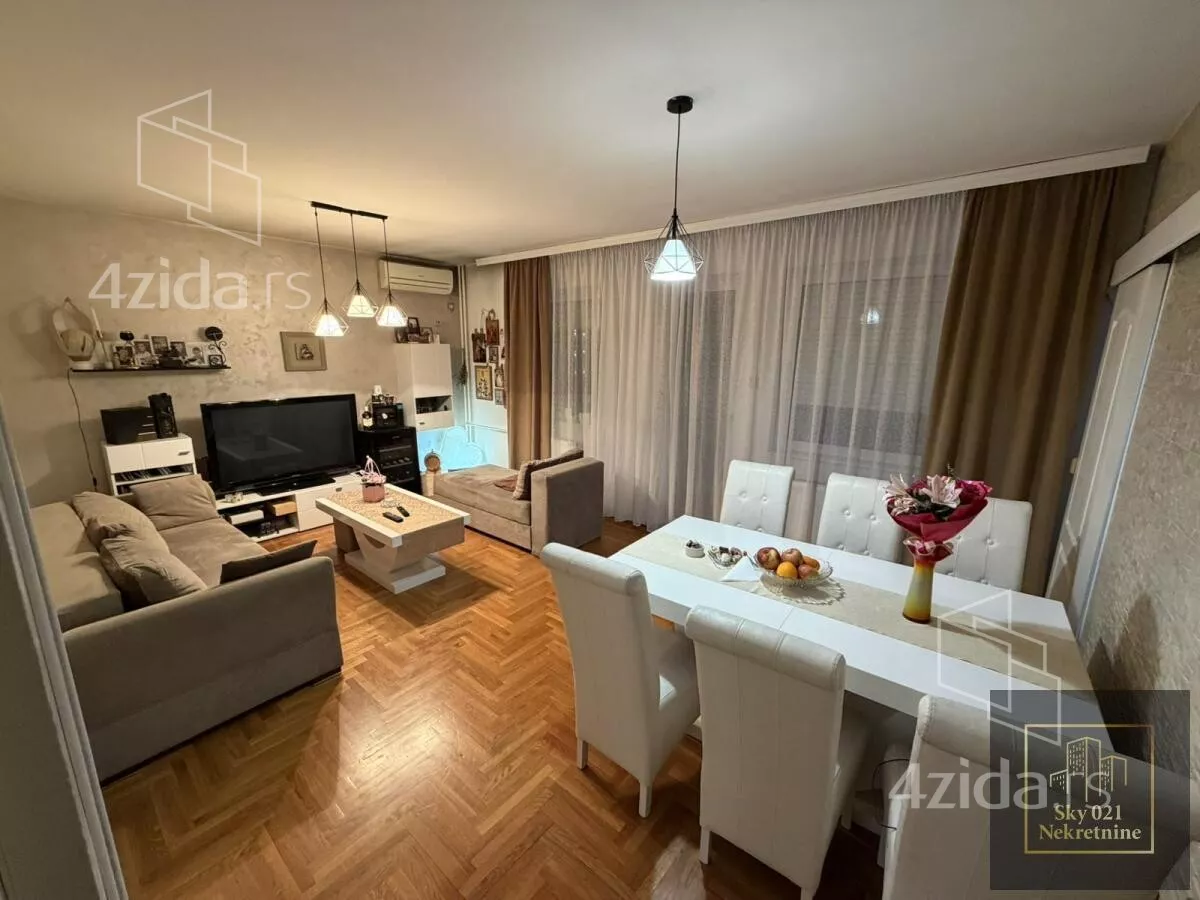 Troiposoban stan | 4zida