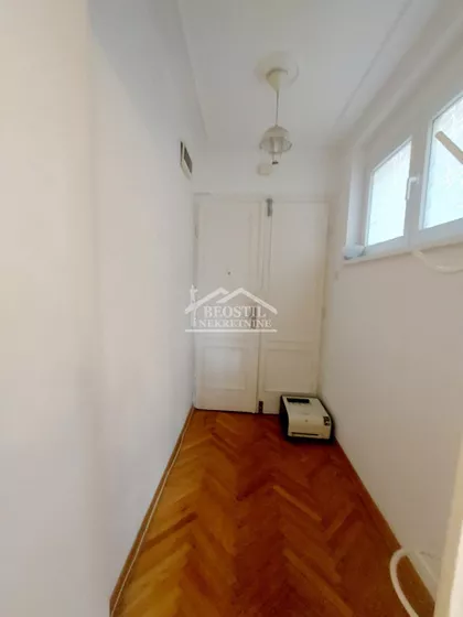 Trg Nikole Pašića | 4zida.rs