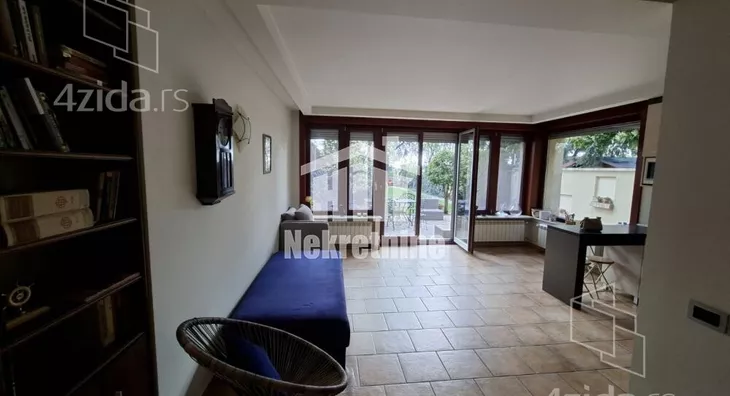 4-etažna kuća | 4zida