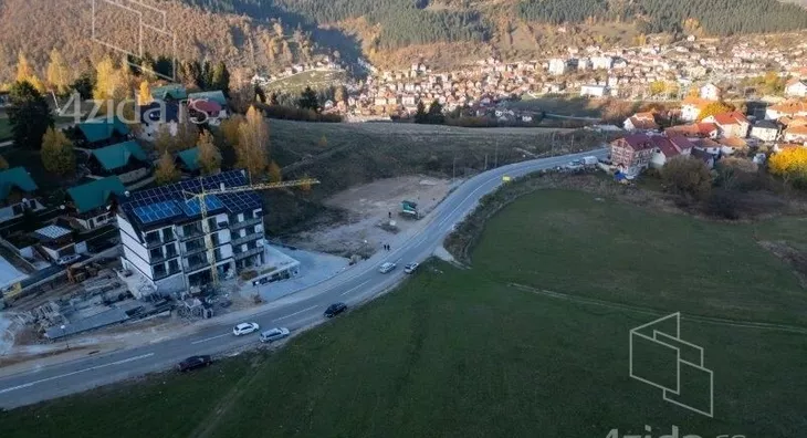 Plac | 4zida
