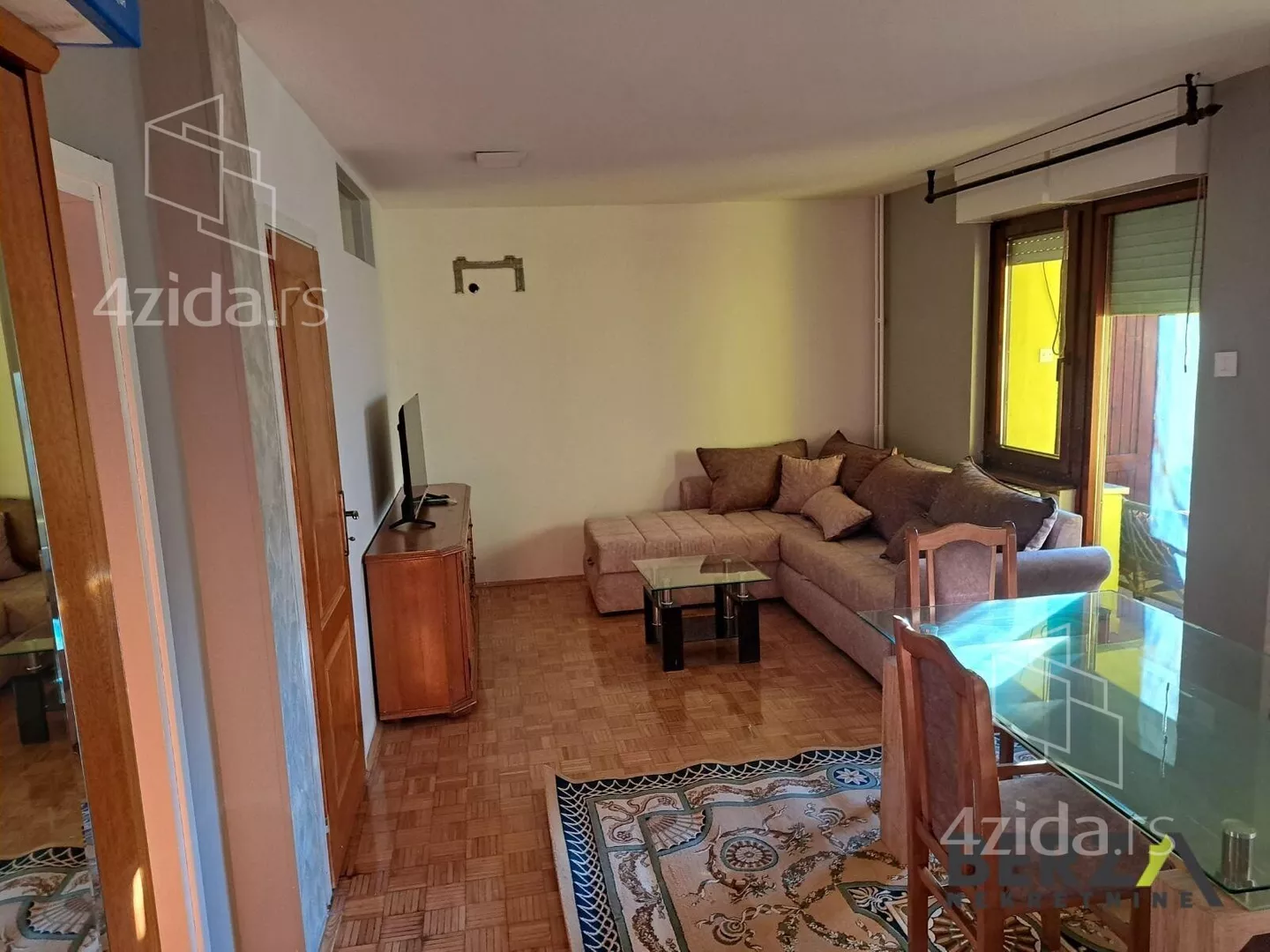 Dvoiposoban stan | 4zida