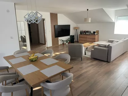 Branka Popovića 15a | 4zida.rs