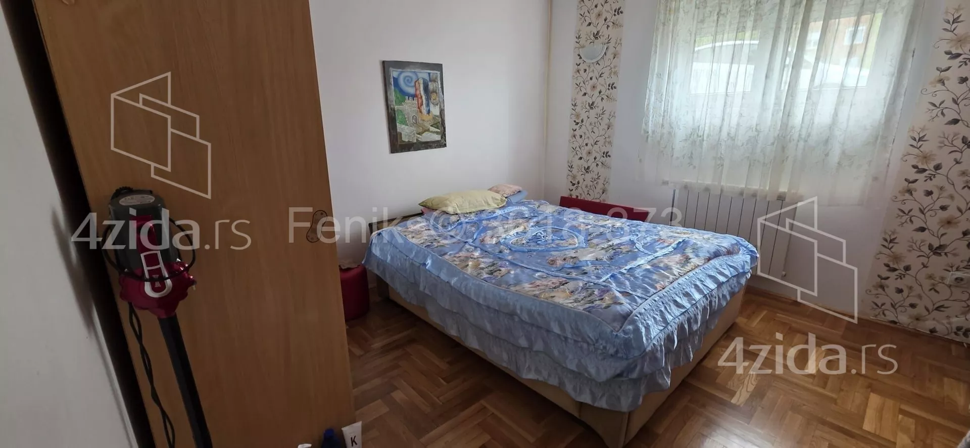 Sedmosoban stan | 4zida