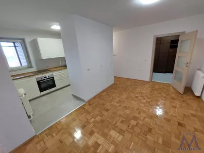 Bulevar Patrijarha Pavla (Somborski Bulevar) | 4zida.rs