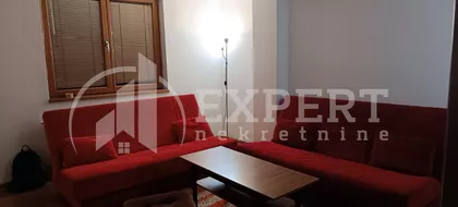 Jovana Skerlića | 4zida.rs