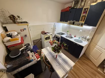 Vojna Bolnica | 4zida.rs