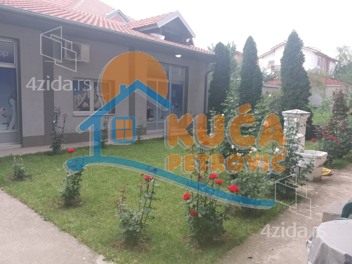 Lokal | 4zida