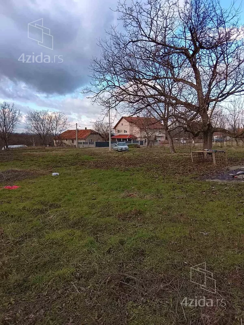 Građevinsko zemljište | 4zida