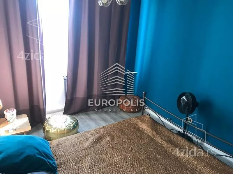 Četvoroiposoban stan | 4zida