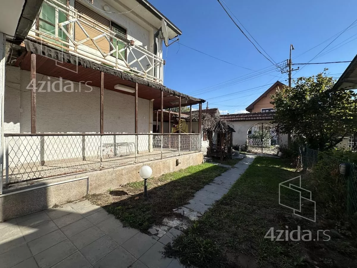 Kuća | 4zida