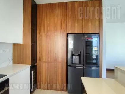 RESIDENCE | 4zida.rs