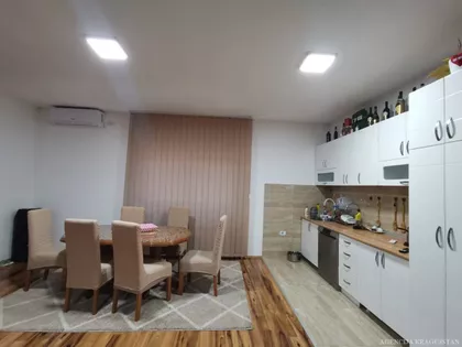 Korićani | 4zida.rs