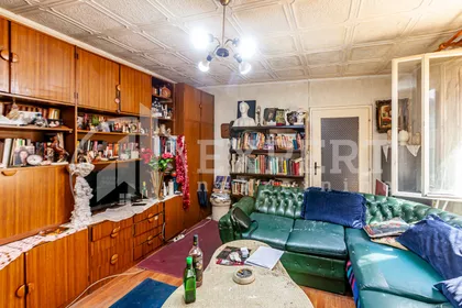 Ivana Milutinovića | 4zida.rs