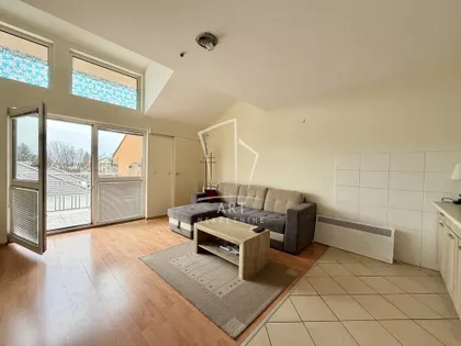 Slavonska | 4zida.rs