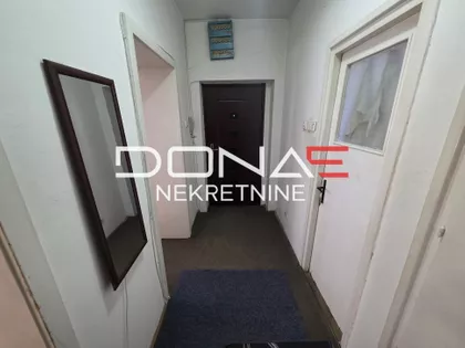 Obrenovićeva | 4zida.rs