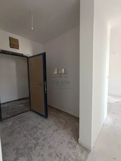Stari Banovci | 4zida.rs