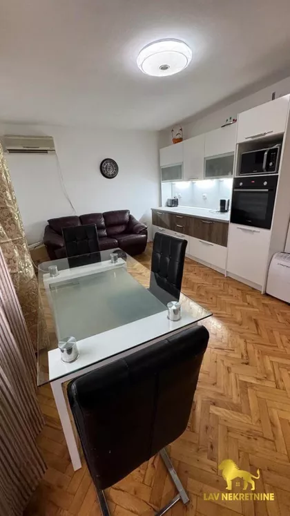 KARAĐORĐEVA | 4zida.rs