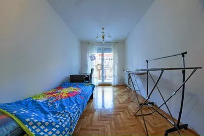 Generala Ljubomira Milića | 4zida.rs