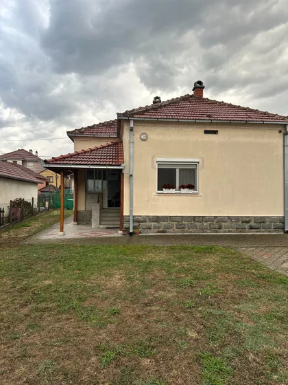 Sremska | 4zida.rs