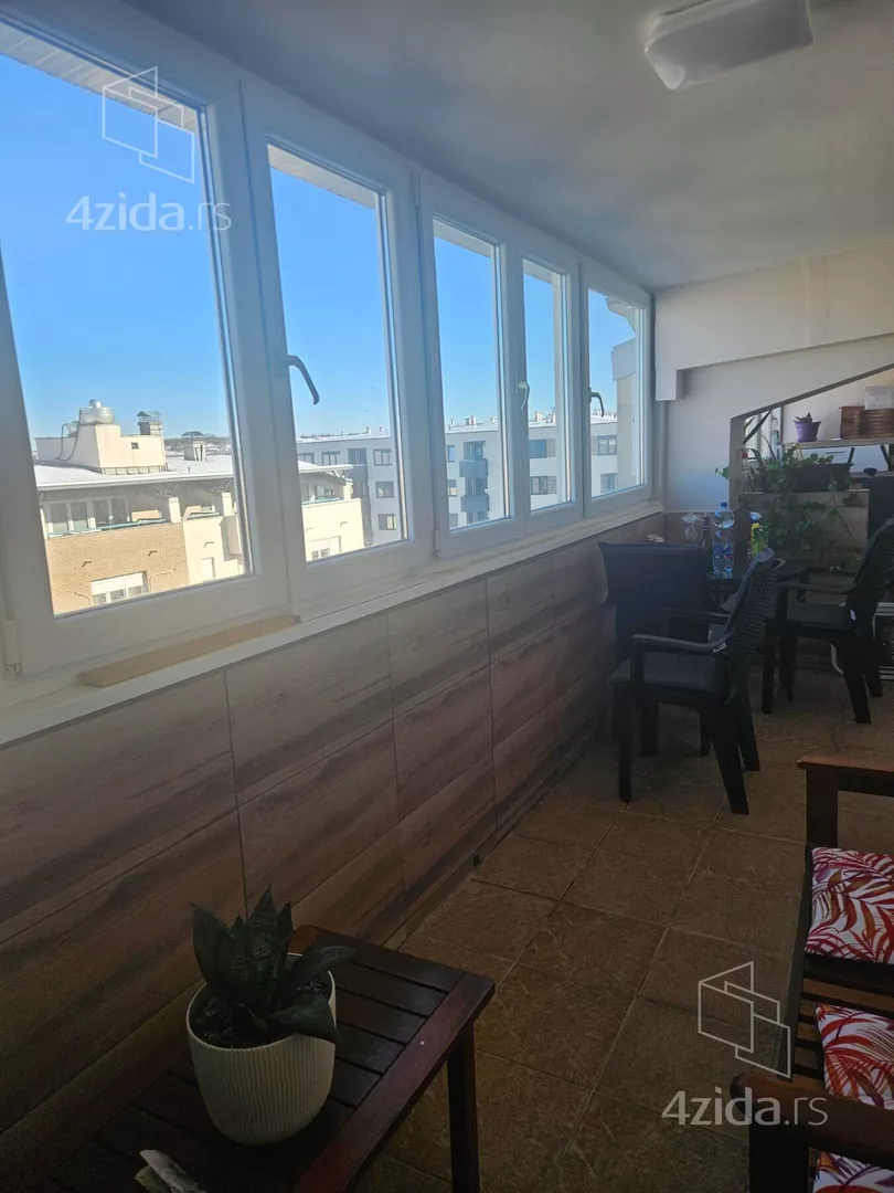 Dvoiposoban stan | 4zida