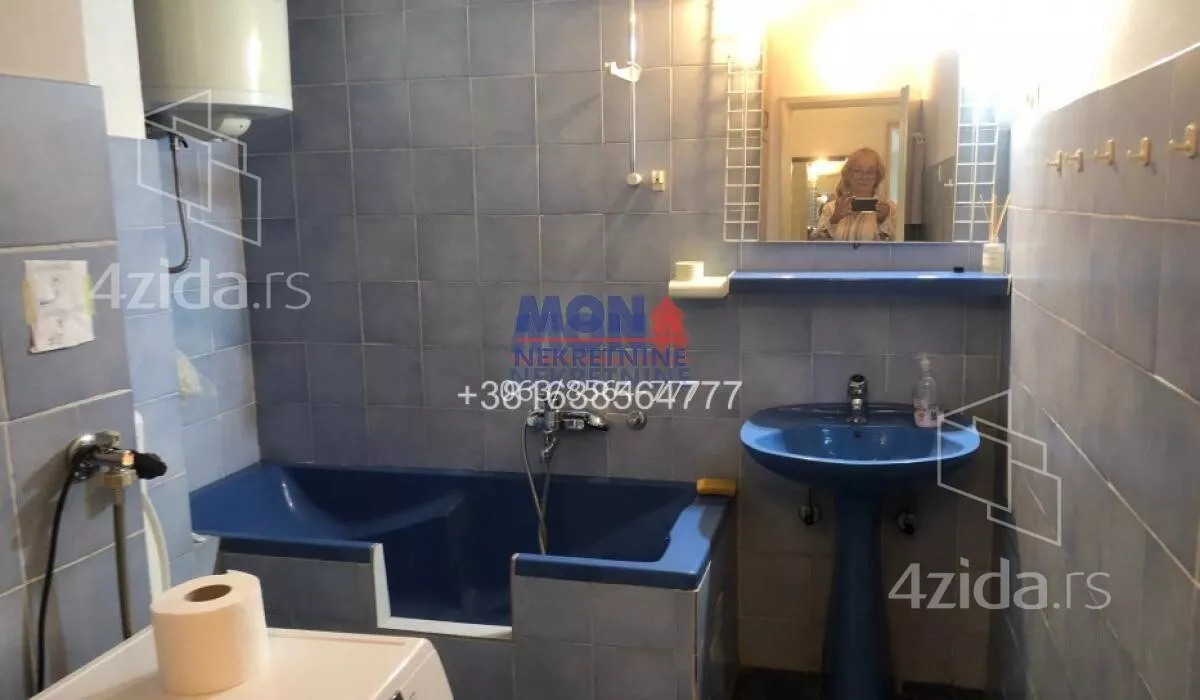 Šestosoban stan | 4zida