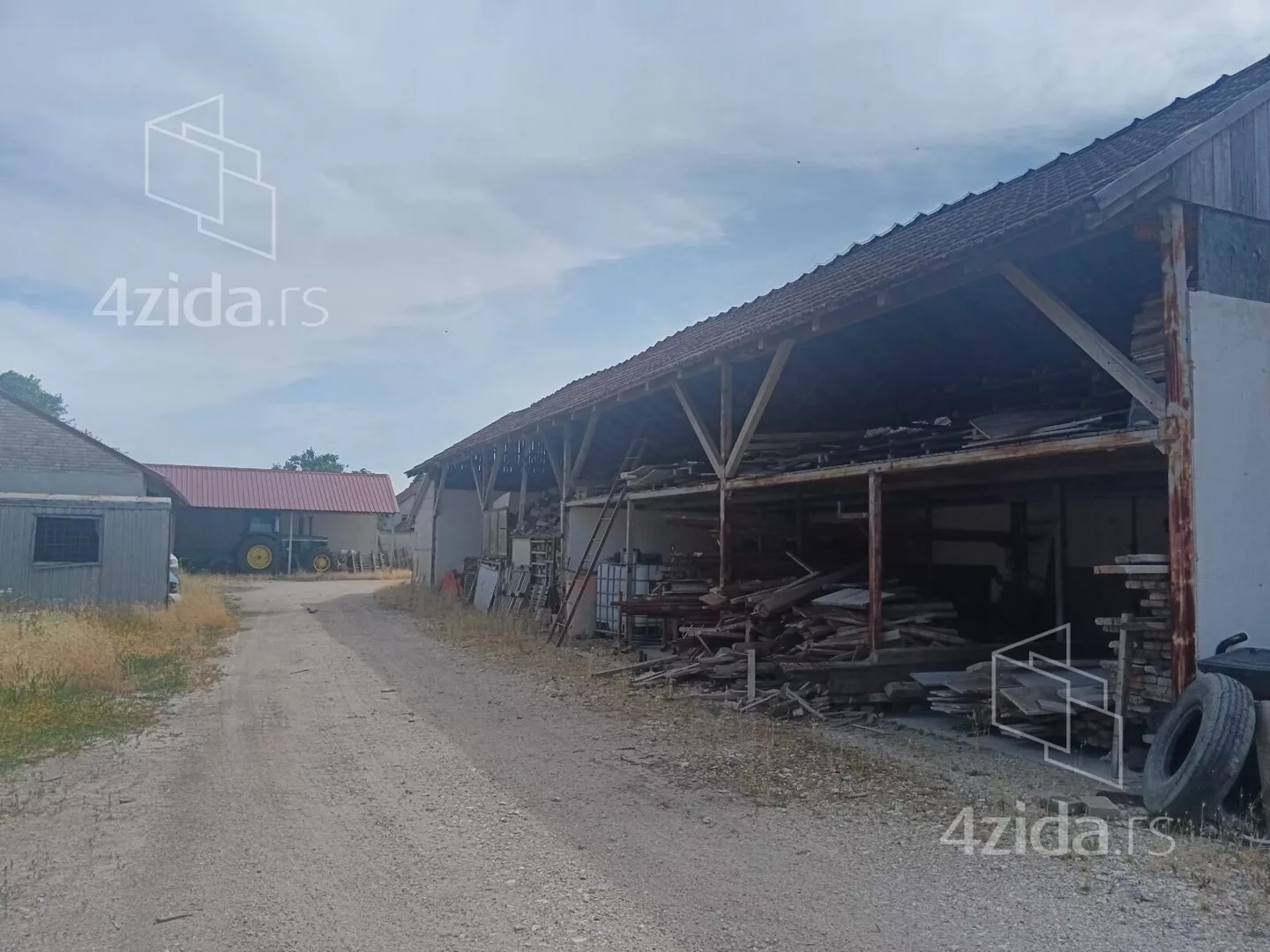Poslovni prostor | 4zida