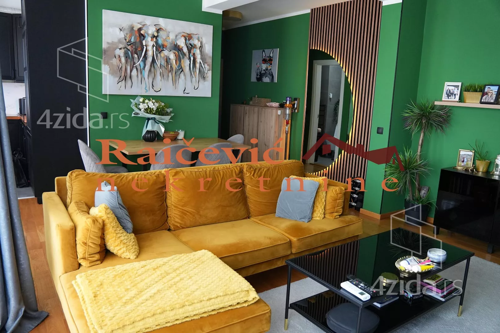 Troiposoban stan | 4zida