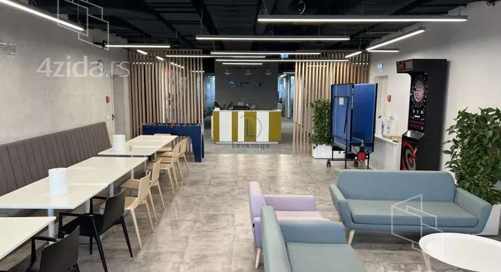 Poslovni prostor | 4zida