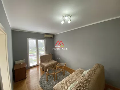 Bulevar Cara Lazara | 4zida.rs