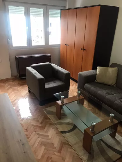 Albanske Golgote 4B | 4zida.rs