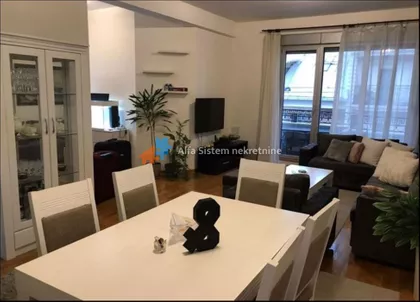 Crveni Krst Vračar | 4zida.rs