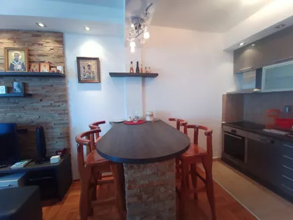 Miljana Miljanića | 4zida.rs