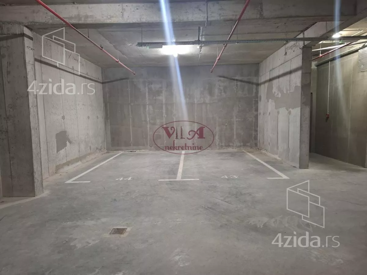 Garaža/Parking | 4zida