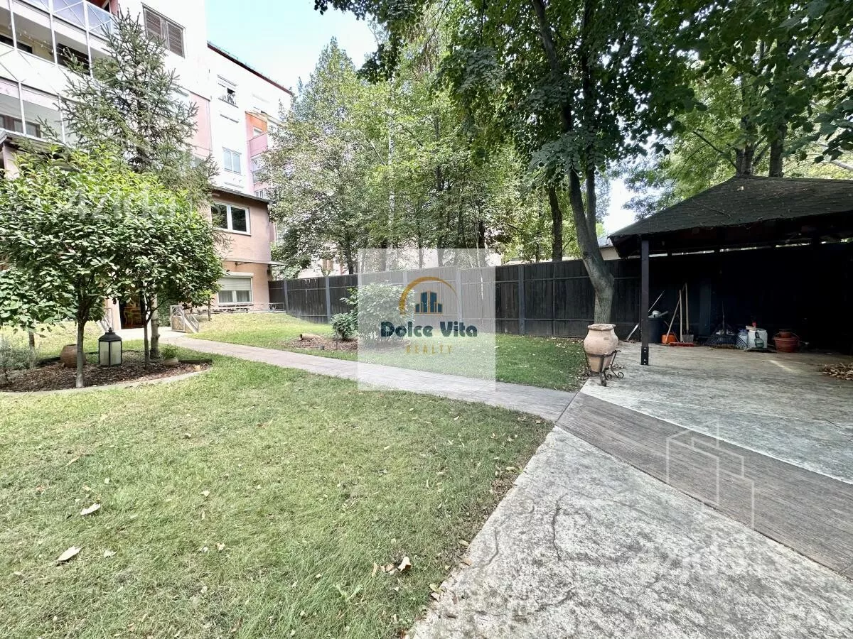 Šestosoban stan | 4zida