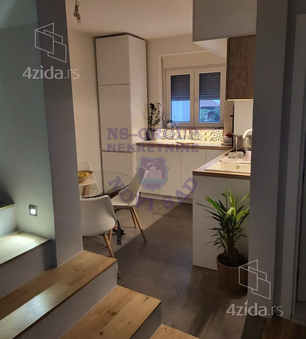 3-etažna kuća | 4zida