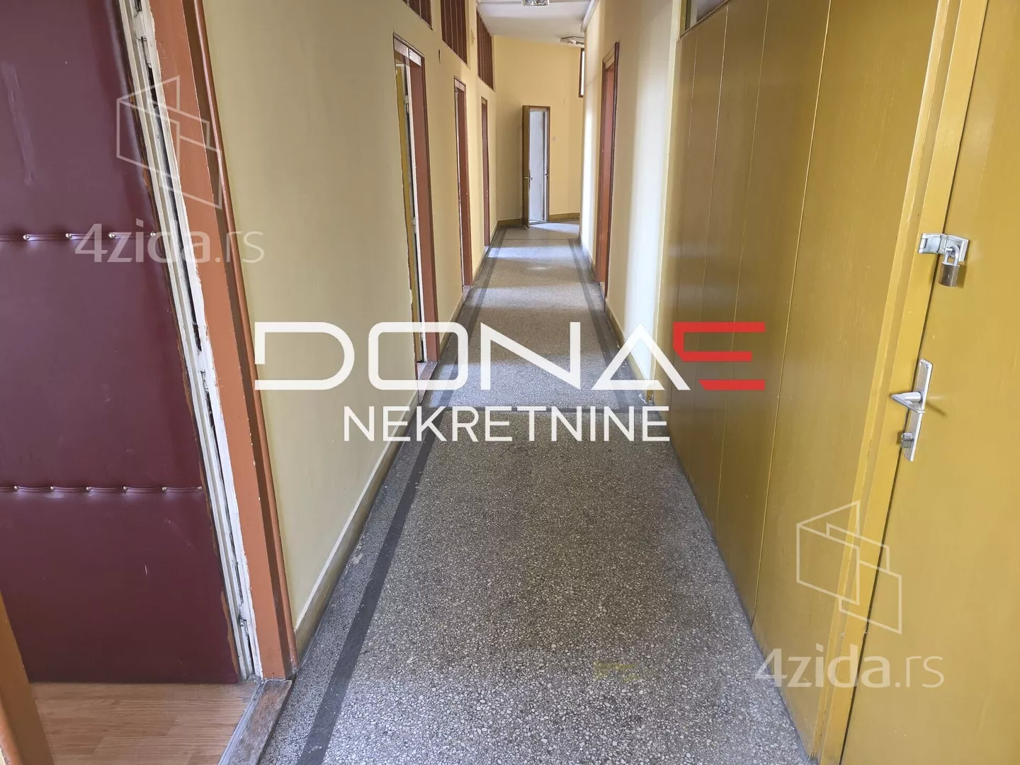 Poslovni prostor | 4zida