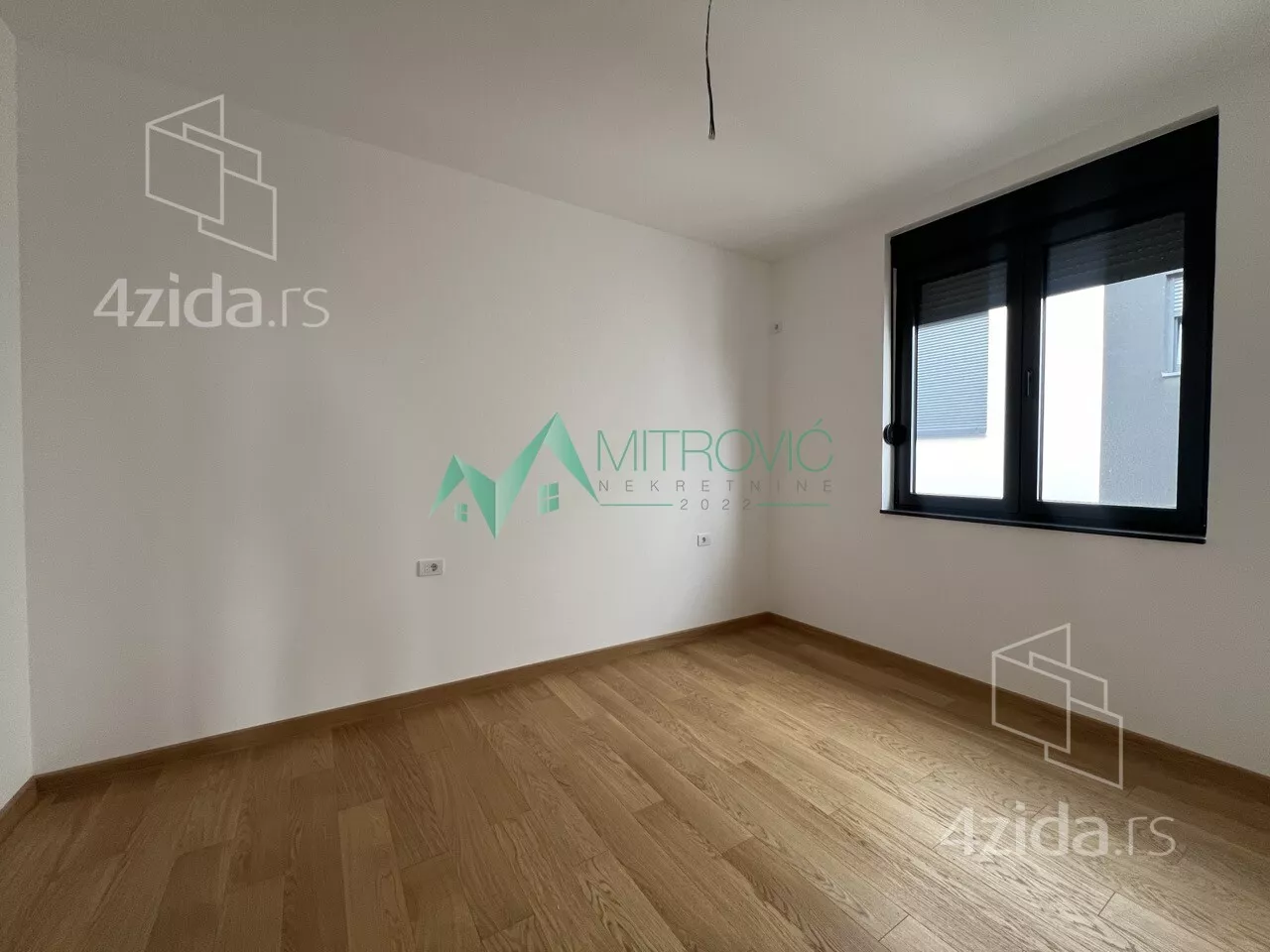 Petosoban stan | 4zida