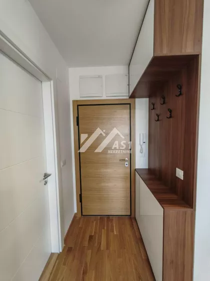 Jerneja Kopitara | 4zida.rs