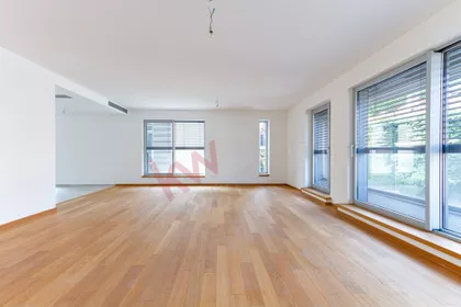 Lamartinova | 4zida.rs