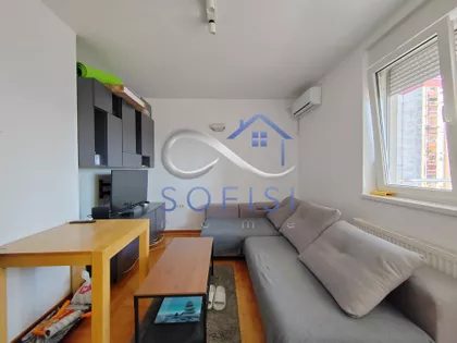 Bulevar Cara Lazara | 4zida.rs