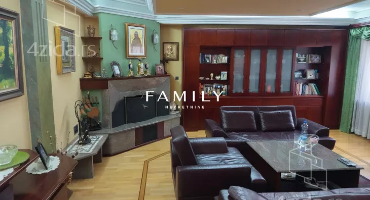 Petosoban stan | 4zida