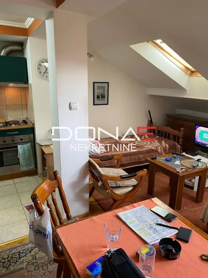 Dom Zdravlja | 4zida.rs