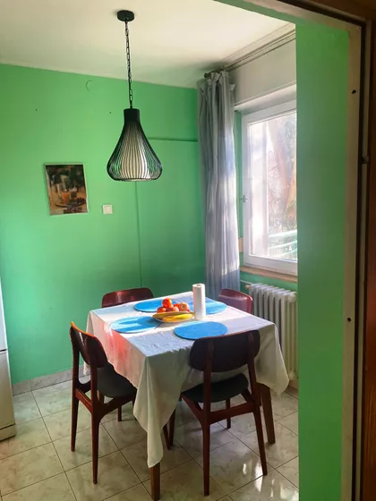 Hadžić Svetića 12 | 4zida.rs