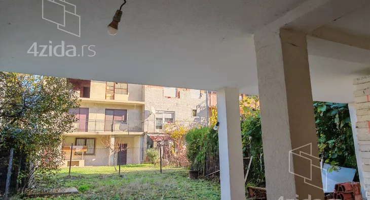 3-etažna kuća | 4zida
