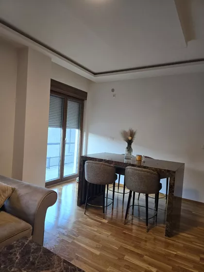 Avenija Lipa I | 4zida.rs