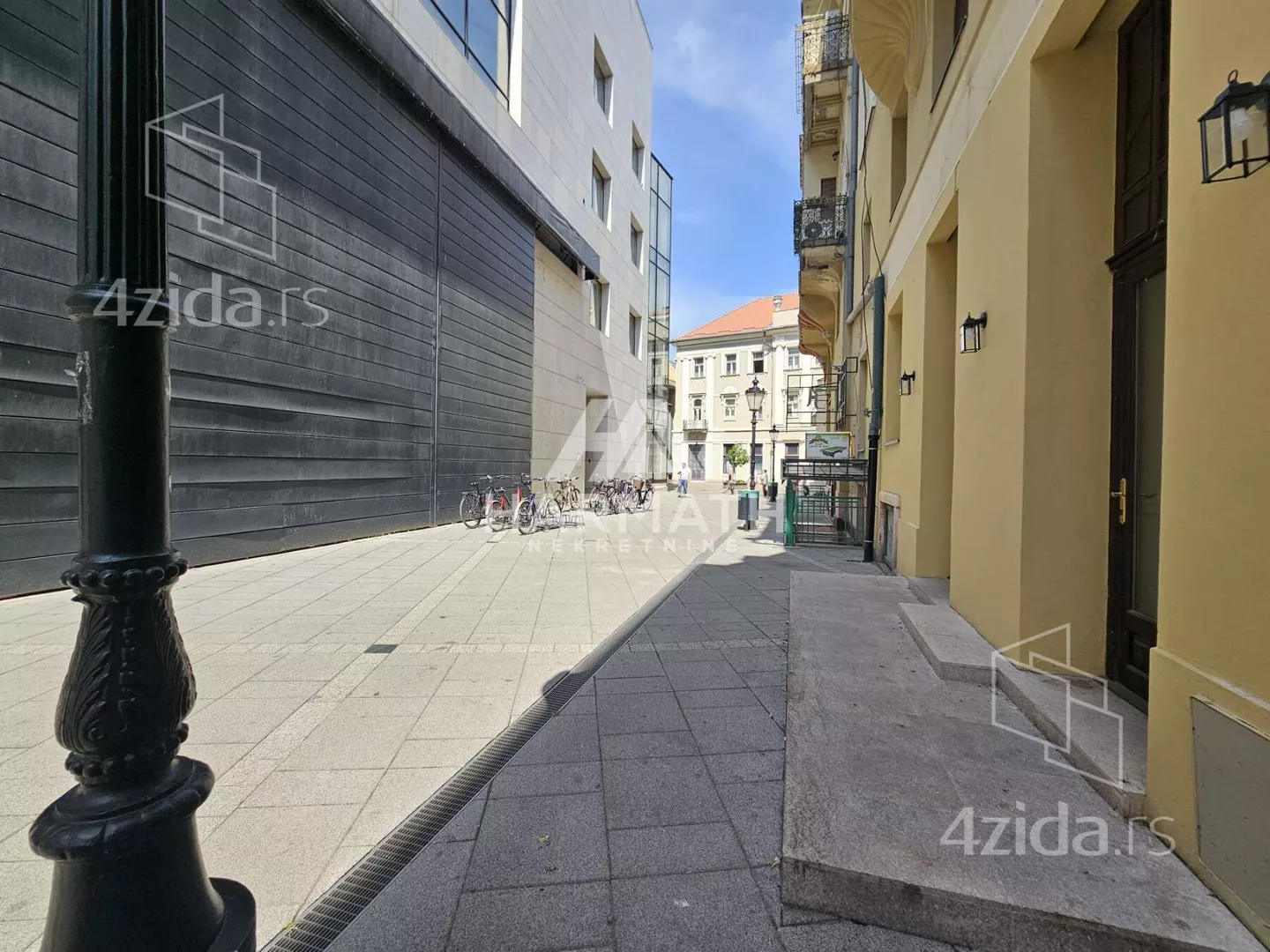 Poslovni prostor | 4zida