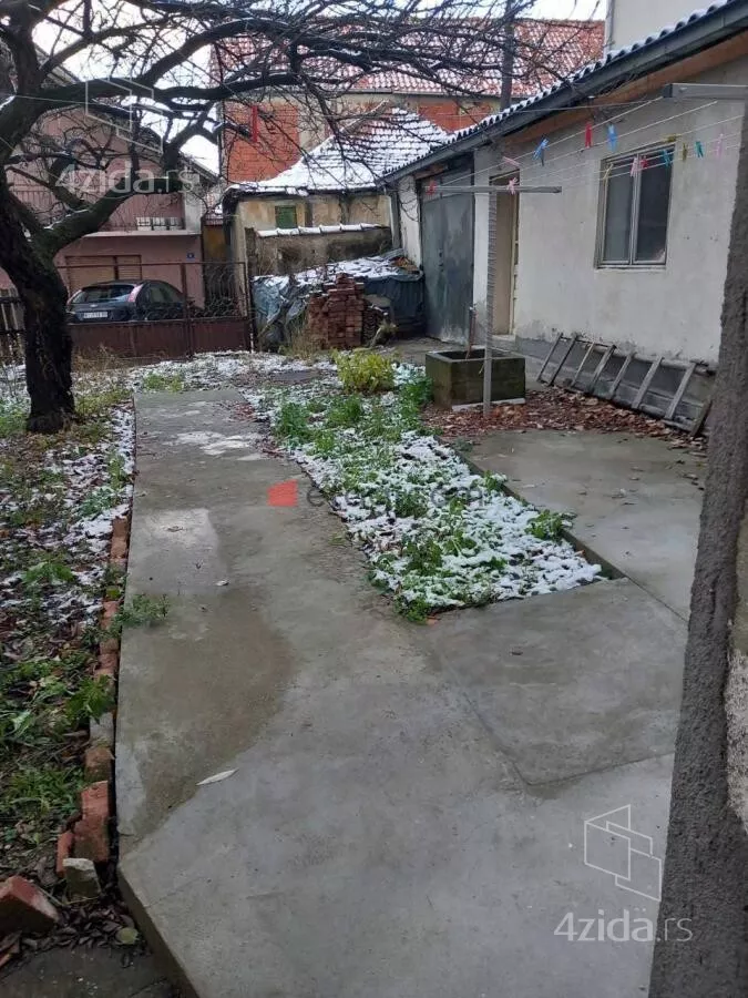 Kuća | 4zida