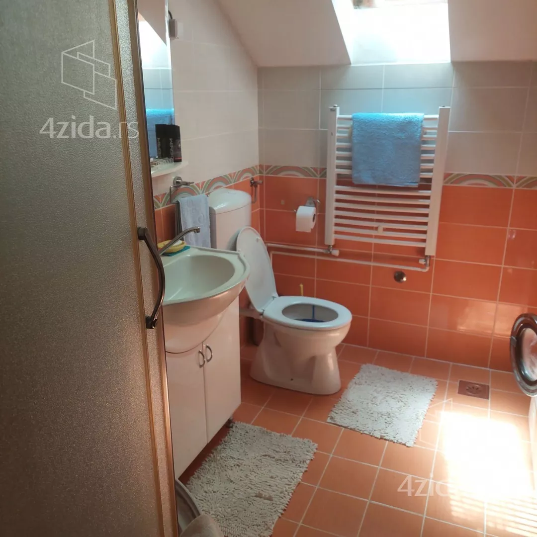 3-etažna kuća | 4zida