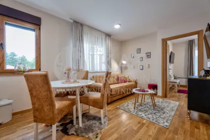 Miladina Pećinara | 4zida.rs
